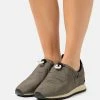 Rag & Bone RETRO CAMP RUNNER - Slip-ons - Olive Night -US rag & bone Sales shop 06dd18f64ab94f8c89e492b17aca1954