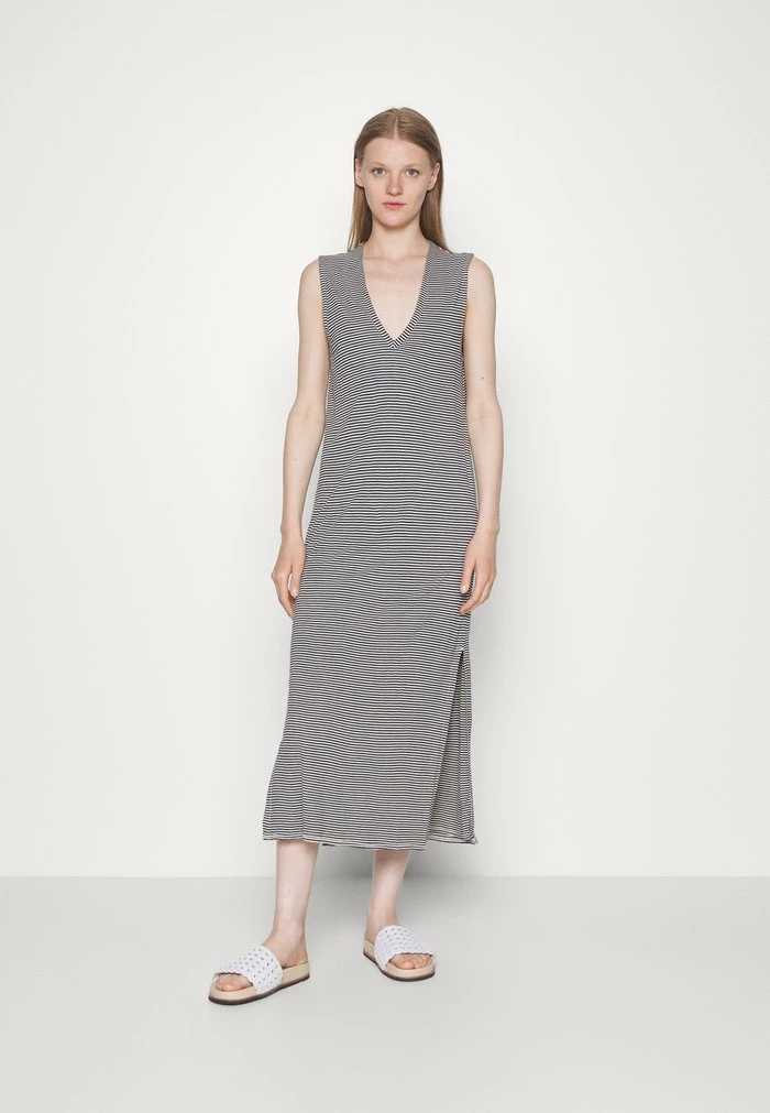 MICHAL VNECK MIDI MUSCLE DRESS - Day dress - navy/white Rag & Bone MICHAL VNECK MIDI MUSCLE DRESS - Day Dress - Navy/white -US rag & bone Sales shop 0cee714720c544b797478ea2c93688a7