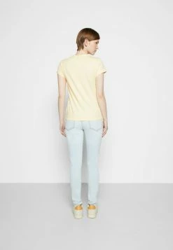 Rag & Bone THE GARMENT TEE LABEL - Basic T-shirt - Paleylw -US rag & bone Sales shop 1229da1ce4be4da68c715b7c474f628a