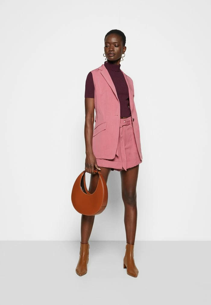 TRAIL SHORT BLACK LABEL - Shorts - blush pink Rag & Bone TRAIL SHORT BLACK LABEL - Shorts - Blush Pink -US rag & bone Sales shop 19d8fe8b3db04adcb5bb98501e0325e5