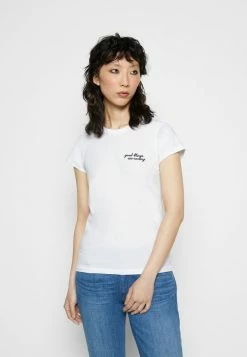 Rag & Bone GOOD THINGS ARE COMING TEE LABEL - Print T-shirt - White 4 Rag & Bone GOOD THINGS ARE COMING TEE LABEL - Print T-shirt - White -US rag & bone Sales shop 1e077a84babc43d781deb4465d6cabf0