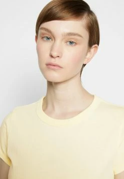 Rag & Bone THE GARMENT TEE LABEL - Basic T-shirt - Paleylw -US rag & bone Sales shop 308535209a7e46abafb61e496d3cef34
