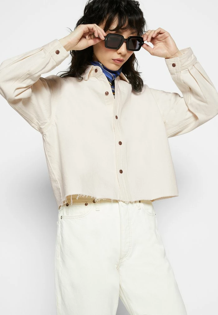 CROP OVERSIZED SHIRT - Button-down blouse - ecru Rag & Bone CROP OVERSIZED SHIRT - Button-down Blouse - Ecru -US rag & bone Sales shop 31368d4f72ba402c93c015eb19b2a5a0