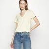 Rag & Bone THE SLUB VEE - Basic T-shirt - Yellow Sunrise -US rag & bone Sales shop 3d5af368b84643d5ac5a06e78f9e9033