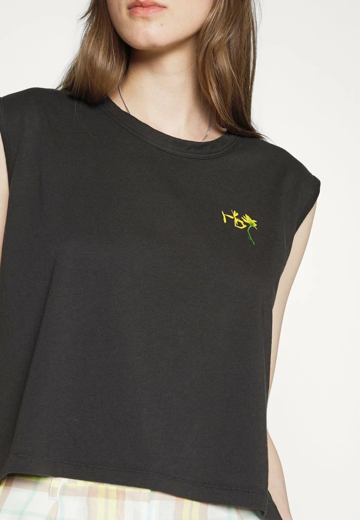 FLORAL CROPPED MUSCLE - Print T-shirt - black Rag & Bone FLORAL CROPPED MUSCLE - Print T-shirt - Black -US rag & bone Sales shop 4248e15375144855ae5132123dae275e