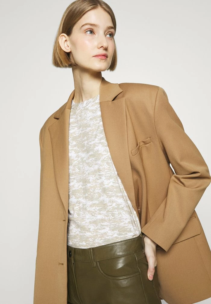 ALL OVER CAMO TEE - Print T-shirt - ivorymult Rag & Bone ALL OVER CAMO TEE - Print T-shirt - Ivorymult -US rag & bone Sales shop 55409c7a51e54dfea907b420eac784dd