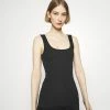 Rag & Bone THE ESSENTIAL SCOOP NECK TANK LABEL - Top - Black -US rag & bone Sales shop 561a1a0d23404a4096e014cf90abe03e
