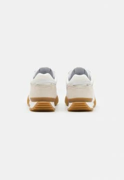 Rag & Bone RETRO RUNNER - Trainers - White -US rag & bone Sales shop 5e52c3836f44421ab2280d680055370f