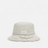 Rag & Bone ADDISON REVERSIBLE BUCKET HAT - Hat - Off-white -US rag & bone Sales shop 68eecabd153942598f76c755fc371524