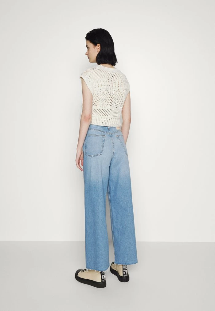 MAYA HIGH RISE WIDE LEG - Bootcut jeans - tulip Rag & Bone MAYA HIGH RISE WIDE LEG - Bootcut Jeans - Tulip -US rag & bone Sales shop 7e25f0e59ea14bc6bfa5337aa71fade0