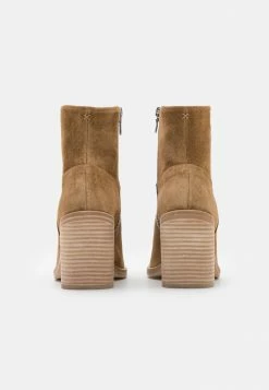 Rag & Bone AXEL BOOT - Classic Ankle Boots - Golden Brown -US rag & bone Sales shop 83055370badf41dc856714bd1c65fc88