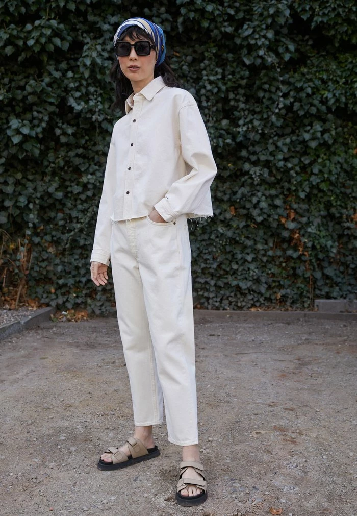 ALISSA JEAN LABEL - Straight leg jeans - ecru Rag & Bone ALISSA JEAN LABEL - Straight Leg Jeans - Ecru -US rag & bone Sales shop 8b680d0107274183993e71744834d756