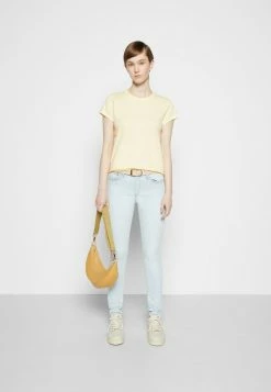 Rag & Bone THE GARMENT TEE LABEL - Basic T-shirt - Paleylw -US rag & bone Sales shop 9c846fc3883543138beb12286c8f2a16