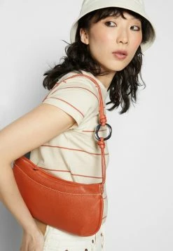 Rag & Bone THE STRIPE TEE LABEL - Print T-shirt - Rustmult -US rag & bone Sales shop 9e33c1f29d2d44669ff0a536fc531bfb