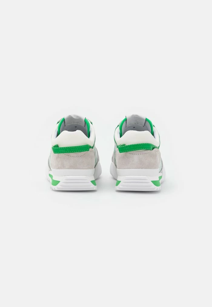 RETRO RUNNER 2.0 - Trainers - white/green Rag & Bone RETRO RUNNER 2.0 - Trainers - White/green -US rag & bone Sales shop 9e6f370a1dda4227af871aa3b5600179