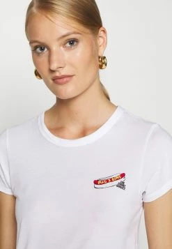 Rag & Bone HOT DOG TEE LABEL - Print T-shirt - White 6 Rag & Bone HOT DOG TEE LABEL - Print T-shirt - White -US rag & bone Sales shop 9ffa4e317e9e4c45bd0501f38fa949dd