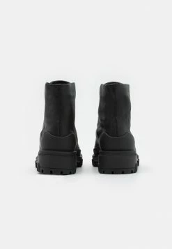 Rag & Bone SHILOH HIKER - Platform Ankle Boots - Black -US rag & bone Sales shop af7213d3c79048339d7b4a093f7932fd
