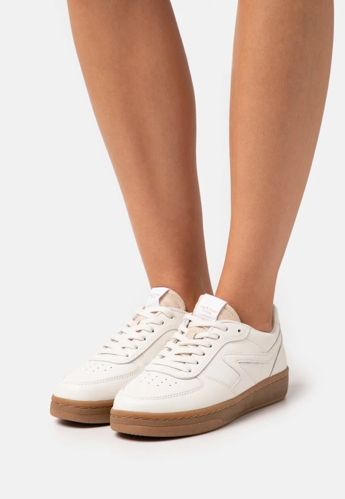 RETRO COURT - Trainers - offwhite Rag & Bone RETRO COURT - Trainers - Offwhite -US rag & bone Sales shop b0e9511f54614236b5c63b2e6297d41e