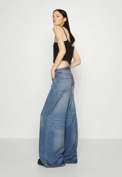 Rag & Bone LIQUID MIRAMAR SOFIE WIDE LEG - Flared Jeans - Taylors 5 Rag & Bone LIQUID MIRAMAR SOFIE WIDE LEG - Flared Jeans - Taylors -US rag & bone Sales shop e33837d2545849dfae85287fd659f7f9