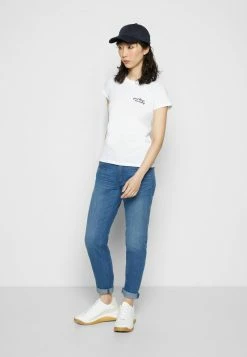 Rag & Bone DRE LOW-RISE SLIM BOYFRIEND WHITE LABEL - Slim Fit Jeans - Poppy 6 Rag & Bone DRE LOW-RISE SLIM BOYFRIEND WHITE LABEL - Slim Fit Jeans - Poppy -US rag & bone Sales shop e668964739294cdeb827306057bfdb46