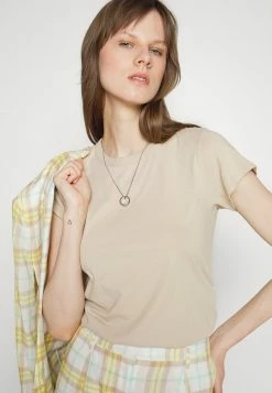 Rag & Bone GARMENT DYE TEE - Basic T-shirt - Warm Khaki 7 Rag & Bone GARMENT DYE TEE - Basic T-shirt - Warm Khaki -US rag & bone Sales shop e7dc6ed2ab734fa184ae01b8b8b50837