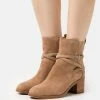 Rag & Bone HAZEL BUCKLE - Classic Ankle Boots - Camel -US rag & bone Sales shop eae0c1e68dca4d0eb785d08db65c564e