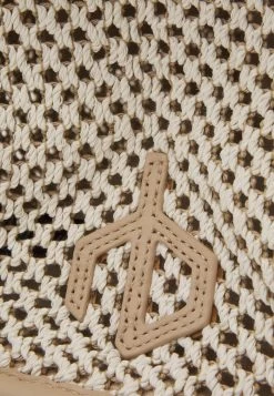 Rag & Bone SUMMER PASSENGER TOTE - Handbag - Off-white -US rag & bone Sales shop ef270939e0f5463db43e6c1aba49536f