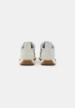 Rag & Bone RETRO RUNNER - Trainers - Moonstone -US rag & bone Sales shop f6c4965619c341d894384a9fdab63095