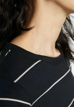 Rag & Bone THE STRIPE TEE LABEL - Print T-shirt - Blackmult -US rag & bone Sales shop fb8ea4aaf8e94631b54892d88f828f87