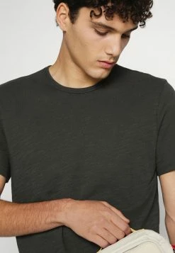 Rag & Bone CLASSIC FLAME TEE - Basic T-shirt - Darkgrey 8 Rag & Bone CLASSIC FLAME TEE - Basic T-shirt - Darkgrey -US rag & bone Sales shop ff954adf46cc41c182701413b34b99ce